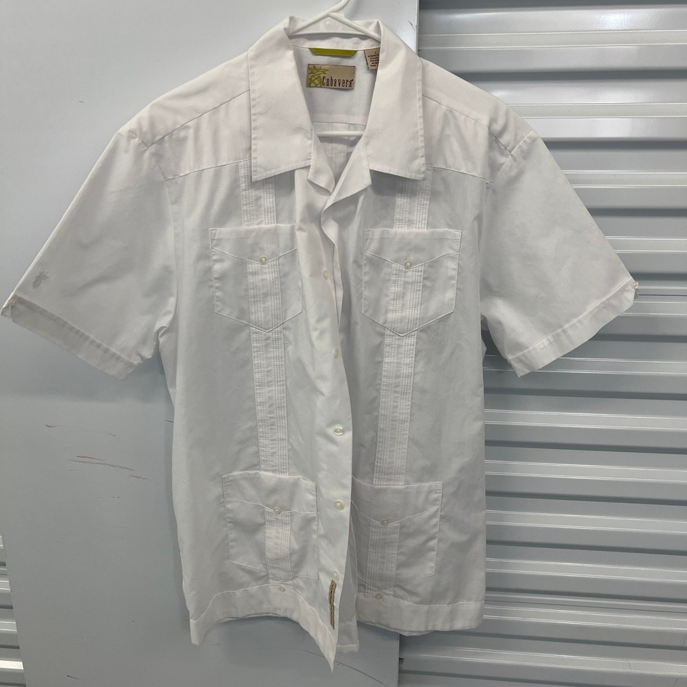 Cubavera  White Short Sleeve Guayabera Button Down Shirt Size L Pleated 4 Pkt
